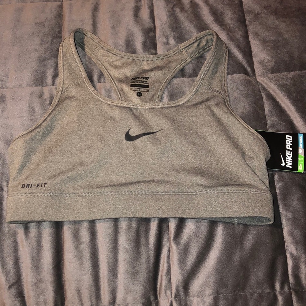 NIKE PRO DRY-FIT SPORTS BRA SIZE MEDIUM BRAND GrEy